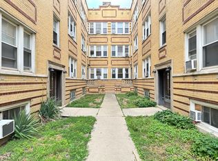 4409 N Kenneth Ave #B2, Chicago, IL 60630