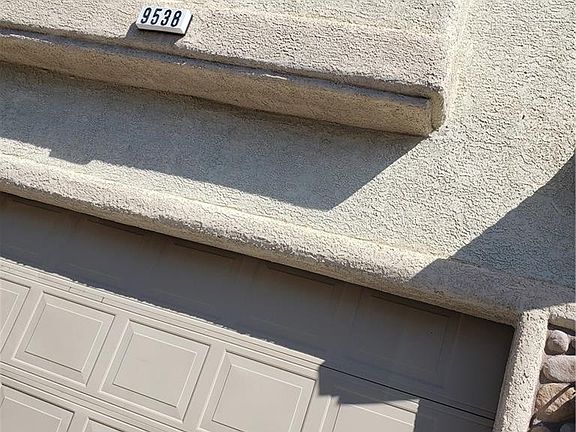 3rd image of 9538 Diamond Bridge Ave