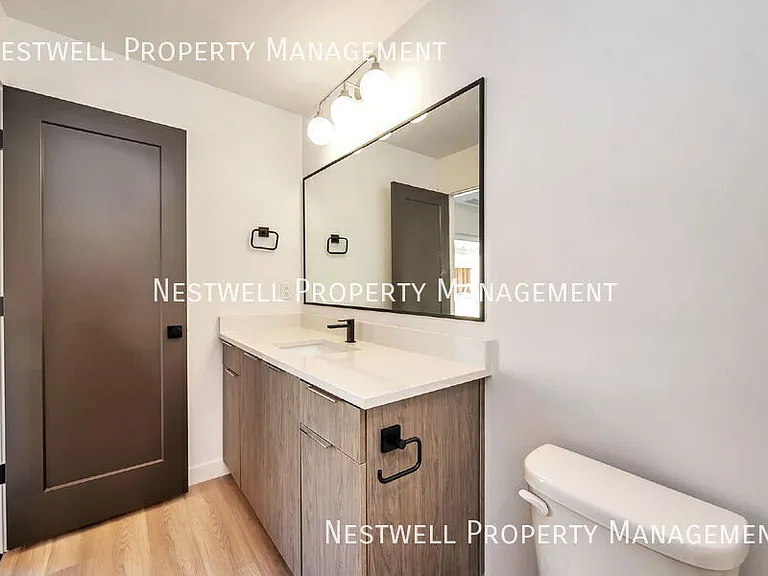 593 E Betsey Cv S — Photo 17