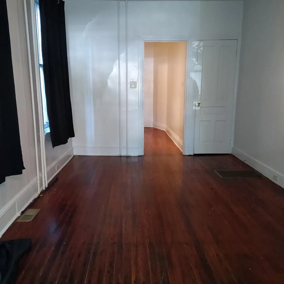 1 bed, 1.0 bath, 850 sqft, $925 — Photo 4