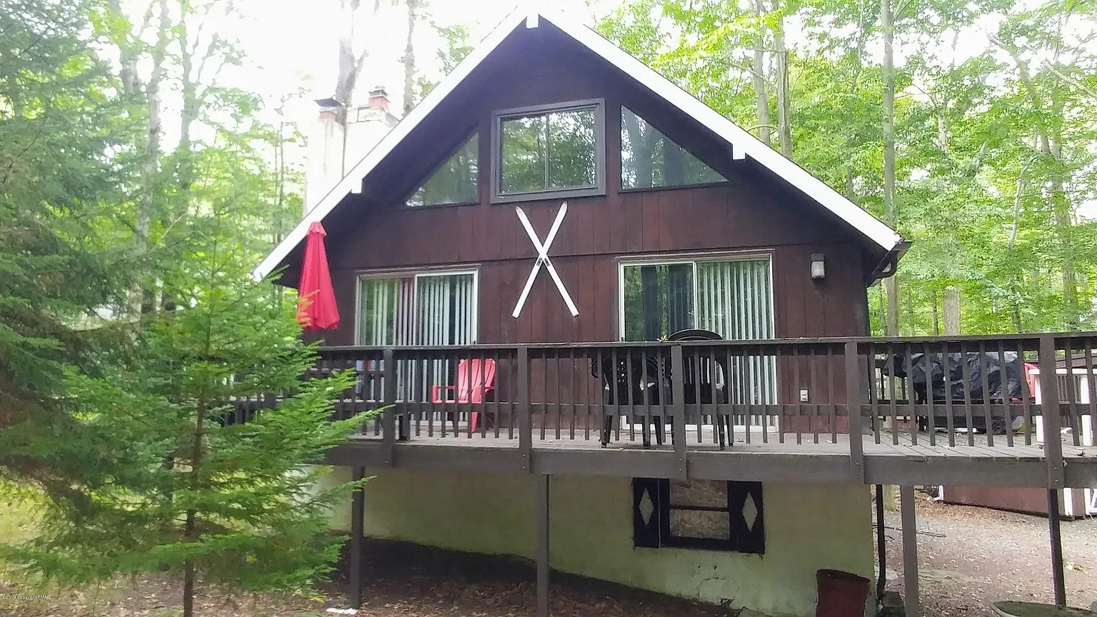 221 Tommys Ln photo 1