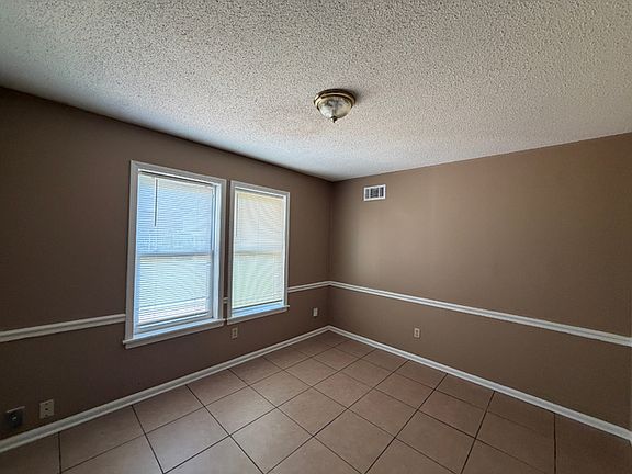 5th image of 5634 Remsen Ave
