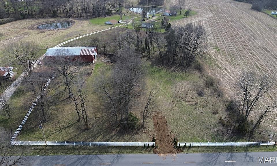 1st image of 412 Penrod Rd