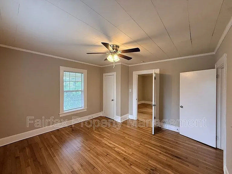 912 Massey Ave — Photo 6