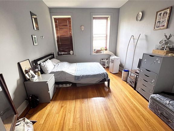 4th image of 219 78th St APT 1F