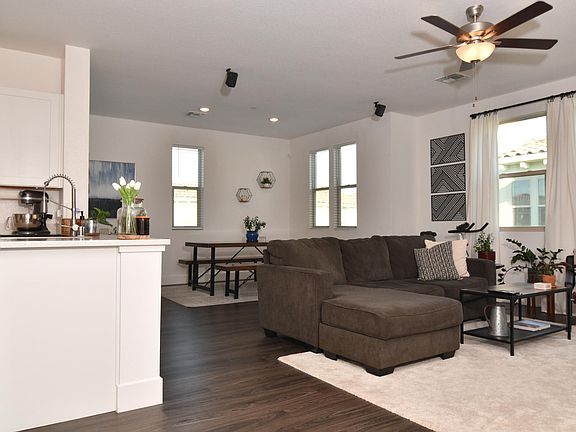 5th image of 5301 E Commerce Way Unit 20104