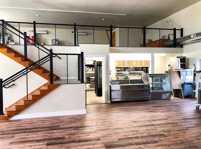 2nd image of 801 Park Boulevard West Cpe