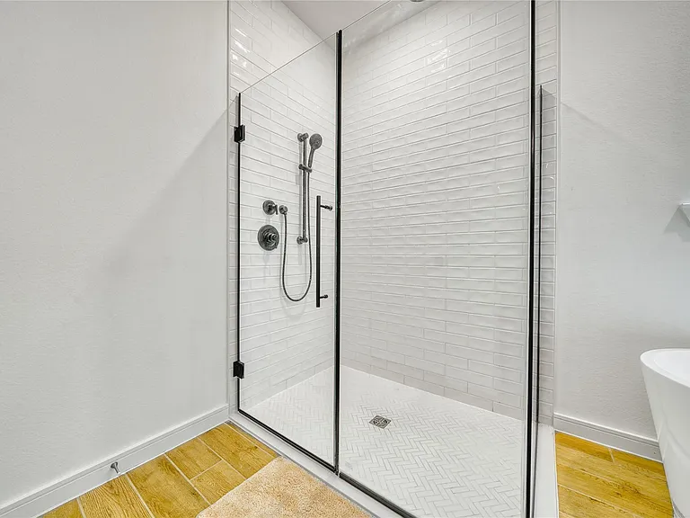 12202 Old Fashion Cir — Photo 22