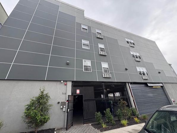 146 Hamilton Ave #101