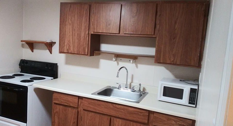 2nd image of 3290 Balltown Rd APT 2A