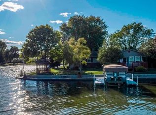 2602 Wolfs Point Dr, Rochester, IN 46975