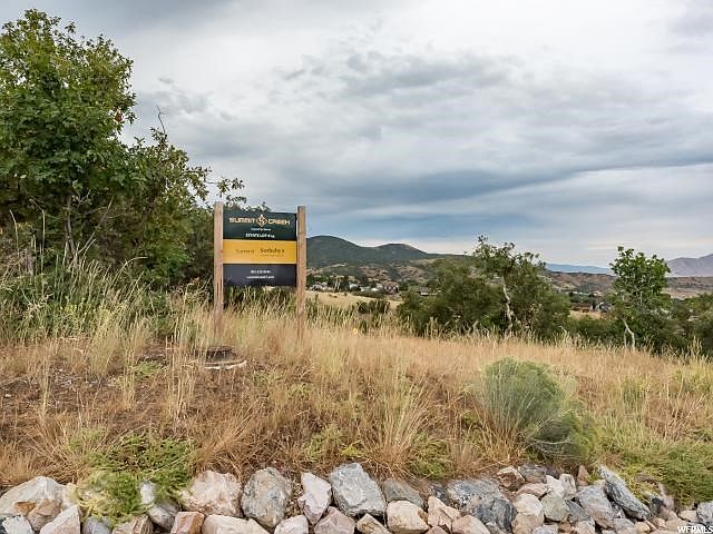 1st image of 946 S Summit Creek Dr