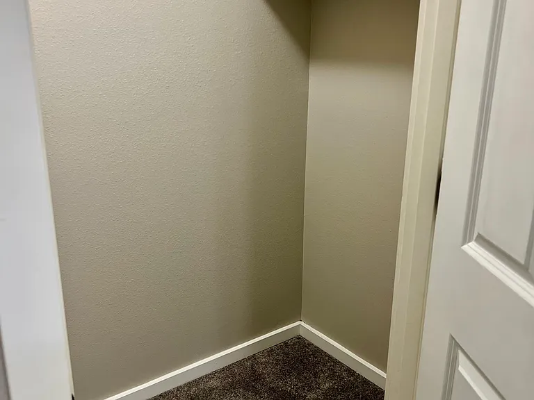 3213 49th Ave NE #3 — Photo 9