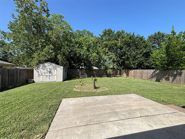 409 Bellmar Ln — Photo 16