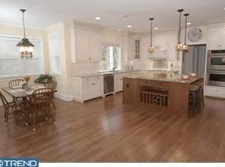 225 Sugartown Rd, Devon, PA 19333