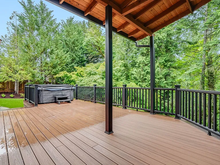 9990 NW Ash St — Photo 13