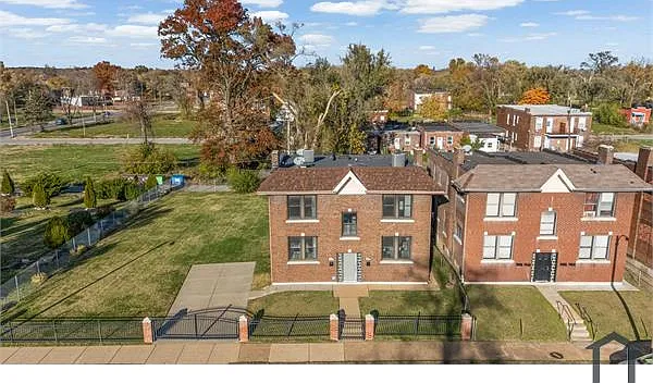 3843 Saint Ferdinand Ave — Photo 2