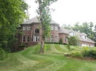2204 Shady Spring Ct, Prospect, KY 40059