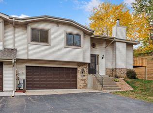 4303 Clemson Cir #B, Eagan, MN 55122