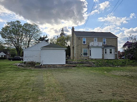 2nd image of 5572 N Bethmaur Ln