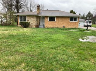 157 N Elms Rd, Flushing, MI 48433