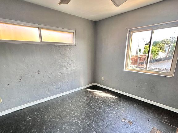 5th image of 4156 Franklin Ave
