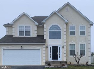 64 Concord Blvd, Sicklerville, NJ 08081