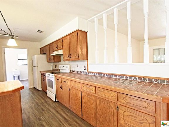 5th image of 11103 Salado Springs Cir