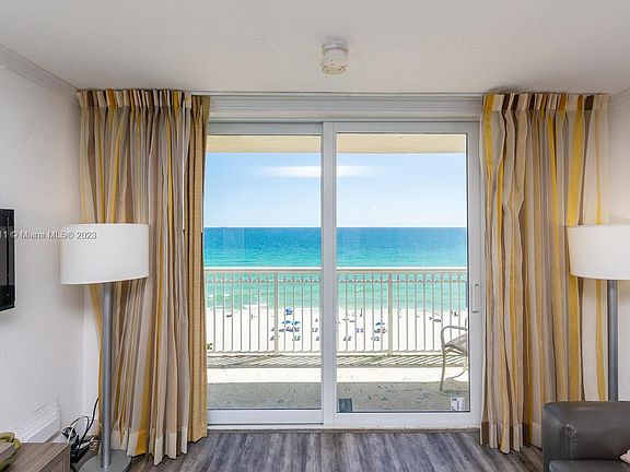 5th image of 19201 Collins Ave #616