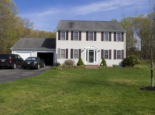 107 Ridgewood Dr, Taunton, MA 02780