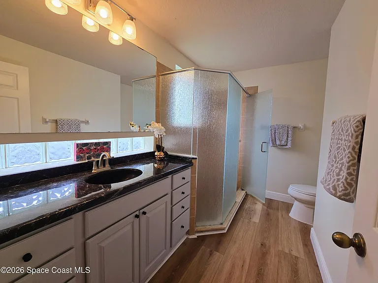 2564 Ventura Cir — Photo 10