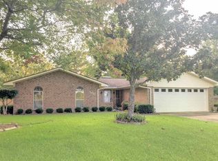 1011 Tomahawk St, Carthage, TX 75633