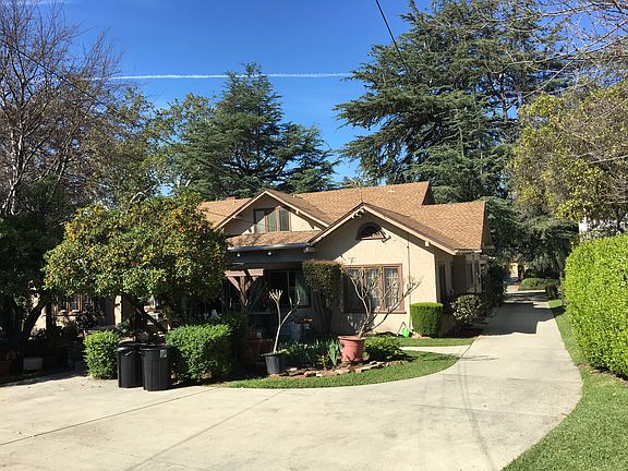 3rd image of 1020 N Holliston Ave