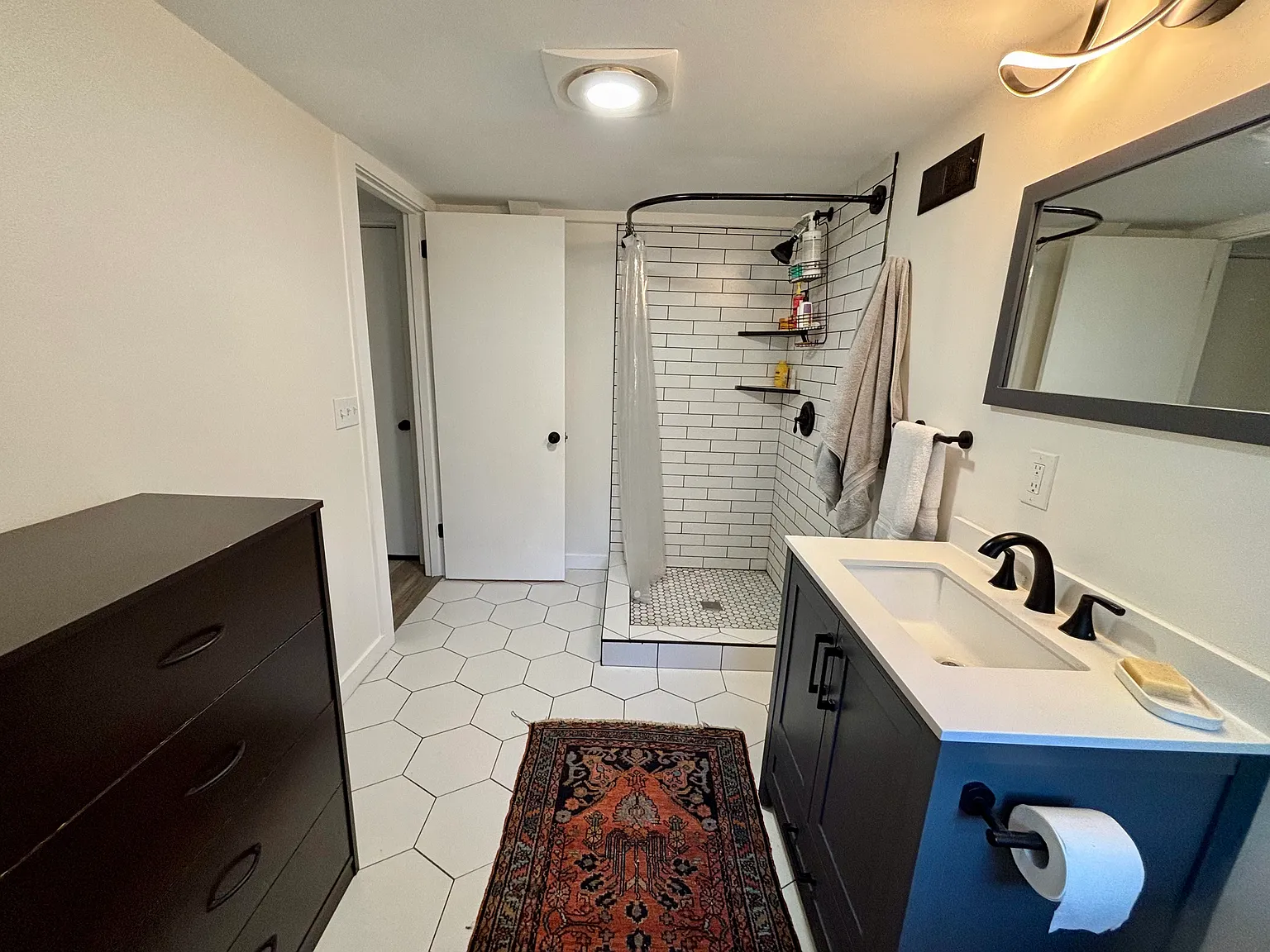 Studio, 500 sqft, $1,150 — Photo 3