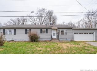 627 Thompson St, Charlestown, IN 47111