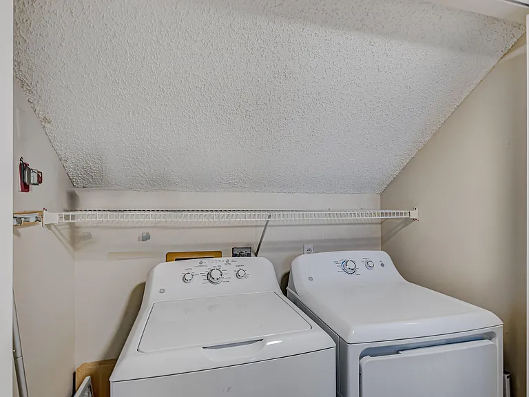 406 Mainsail Cir — Photo 51