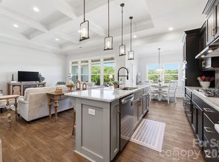 179 Canada Dr, Statesville, NC 28677