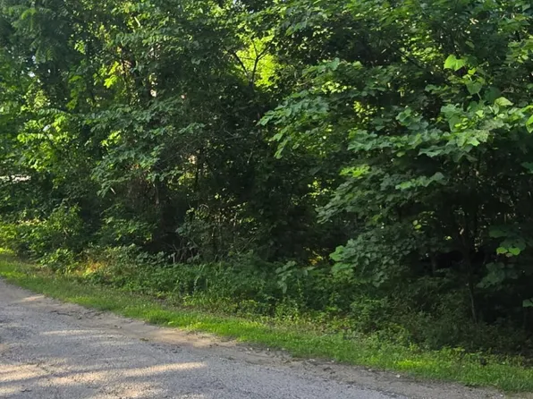 000 Linwood Road, Merriam Woods, MO 65740