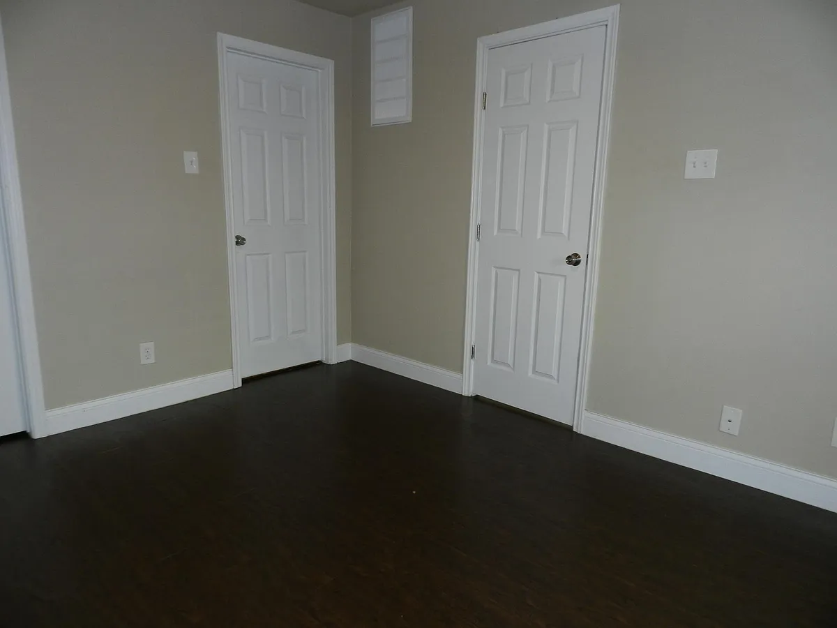 spacious bedroom with walk-in closet - 18333 Roehampton Dr #1036