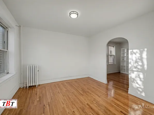 1551 East 32nd Street image 13 of 16