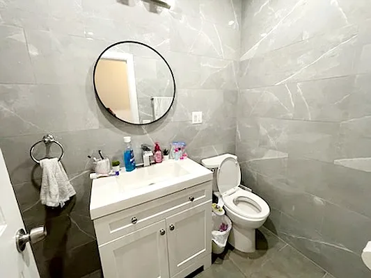 Rented by Brooklyn Property Group LLC | media 33