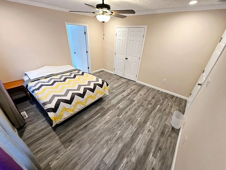 220 Teague Trl — Photo 15