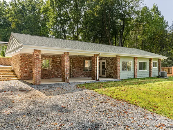 323 Auburn Sky Trl, Mills River, NC 28759