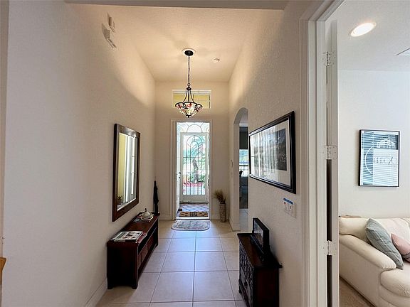3rd image of 6206 Dorchester Way