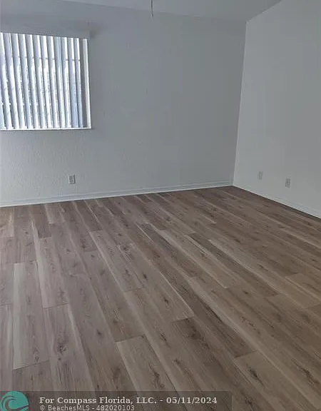 4047 NW 92nd Ave — Photo 11