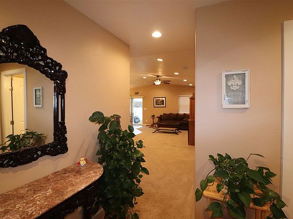 3rd image of 241 Horseshoe Dr