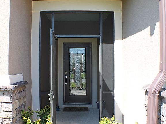 3rd image of 10708 52nd Ct E