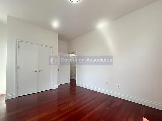 Rented by Sovereign Associates | media 9