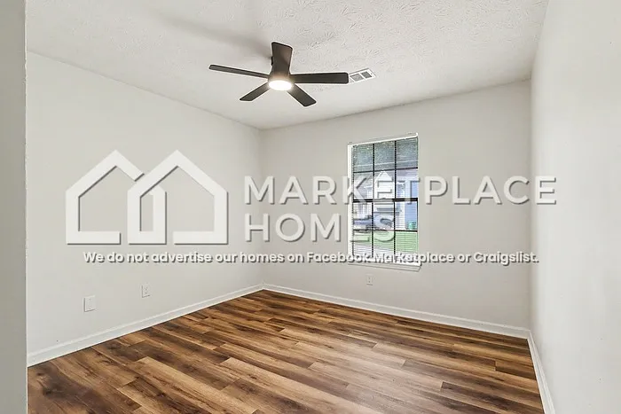 2070 Scarbrough Trl E — Photo 19