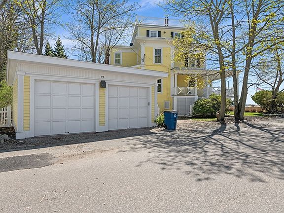3rd image of 90 Puritan Rd